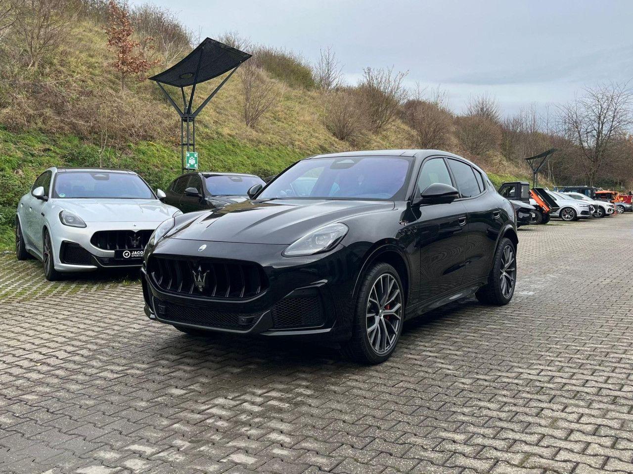 Maserati Grecale Trofeo MY25 Sportpaket Head Up Display