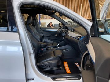 BMW X1 xDrive 25 i M Sport *PANO*LED*PDC*NAVI*LEDER*