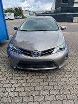 Toyota Auris Hybrid Comfort 1,8-l-VVT-i Comfort - Toyota Auris von privat