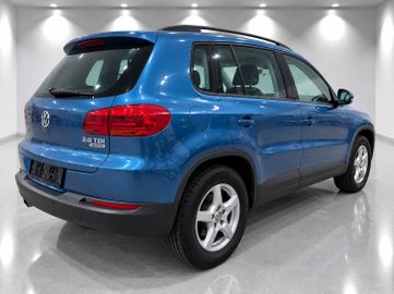 Volkswagen Tiguan - 5