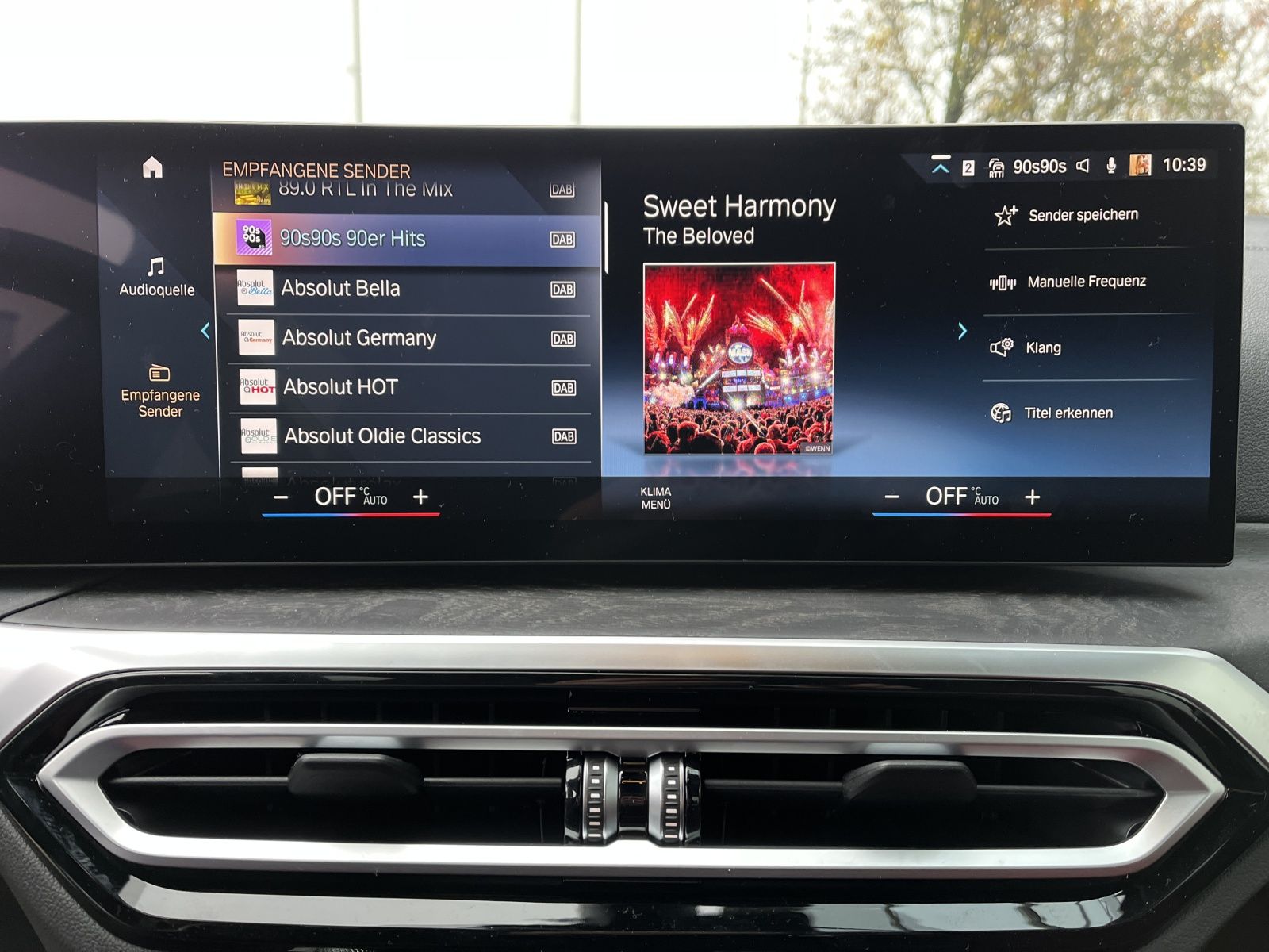 Fahrzeugabbildung BMW i4 eDrive40 GC M-Sport +ParkingAssistent+Komfort