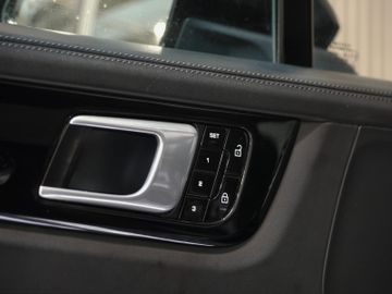 Porsche Cayenne - 10