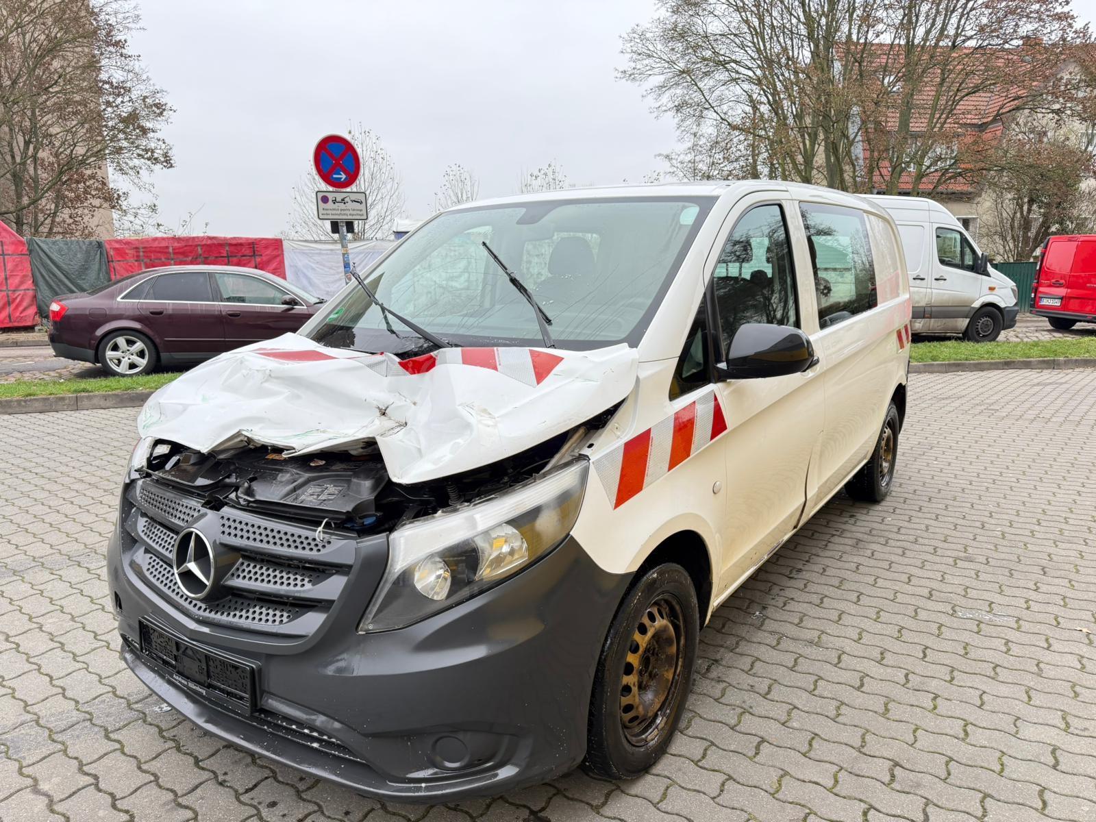 Mercedes-Benz Vito 114 CDI Automatik Navi Kamera Mixto 5Sitze