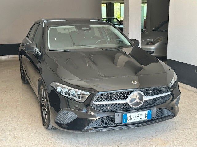 Mercedes-Benz Mercedes-benz classe A 180 d Automatic Executive imagem 3
