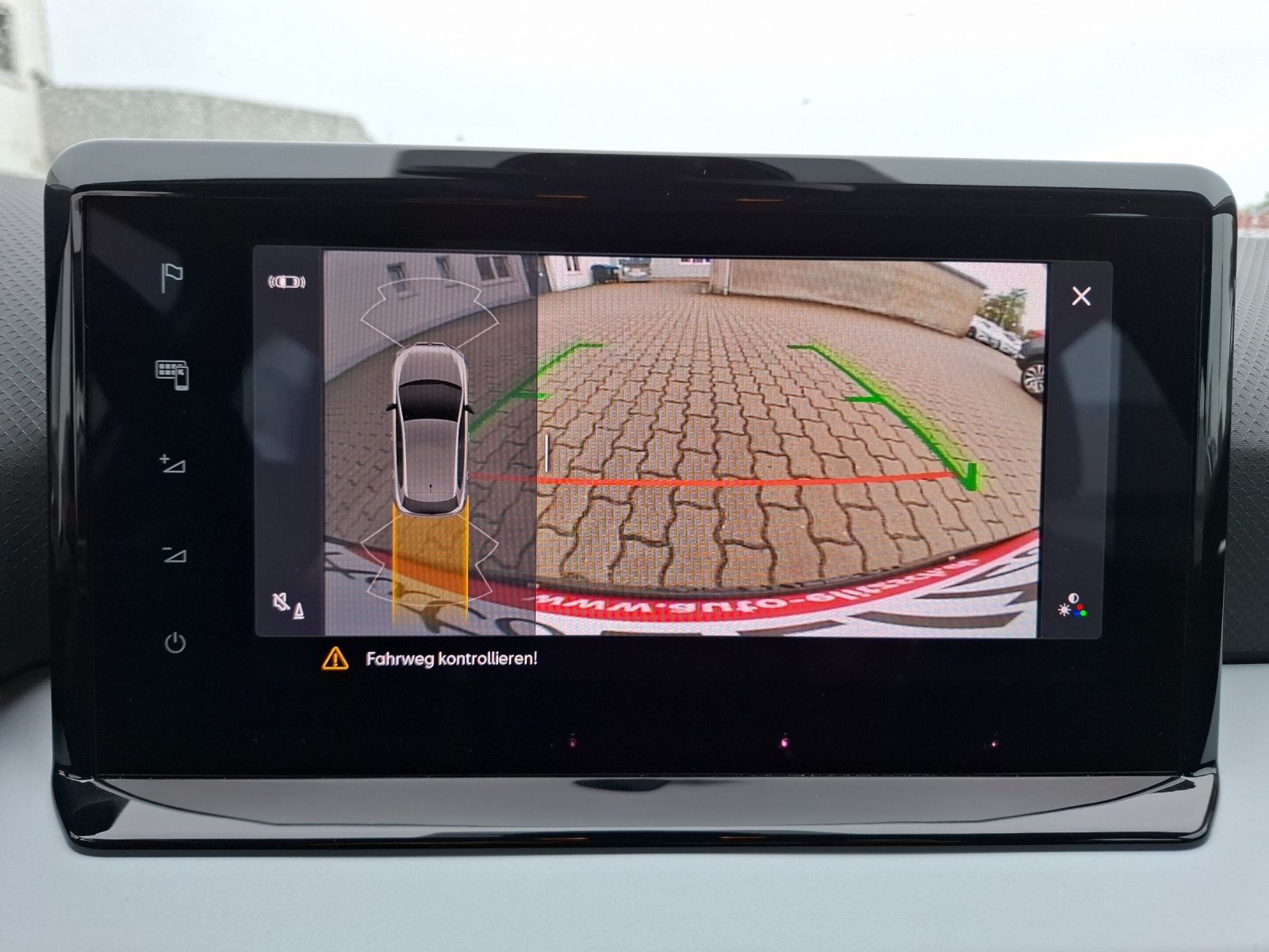 Fahrzeugabbildung SEAT Ibiza TSI Style DSG LED Navi AID ACC RFK SH