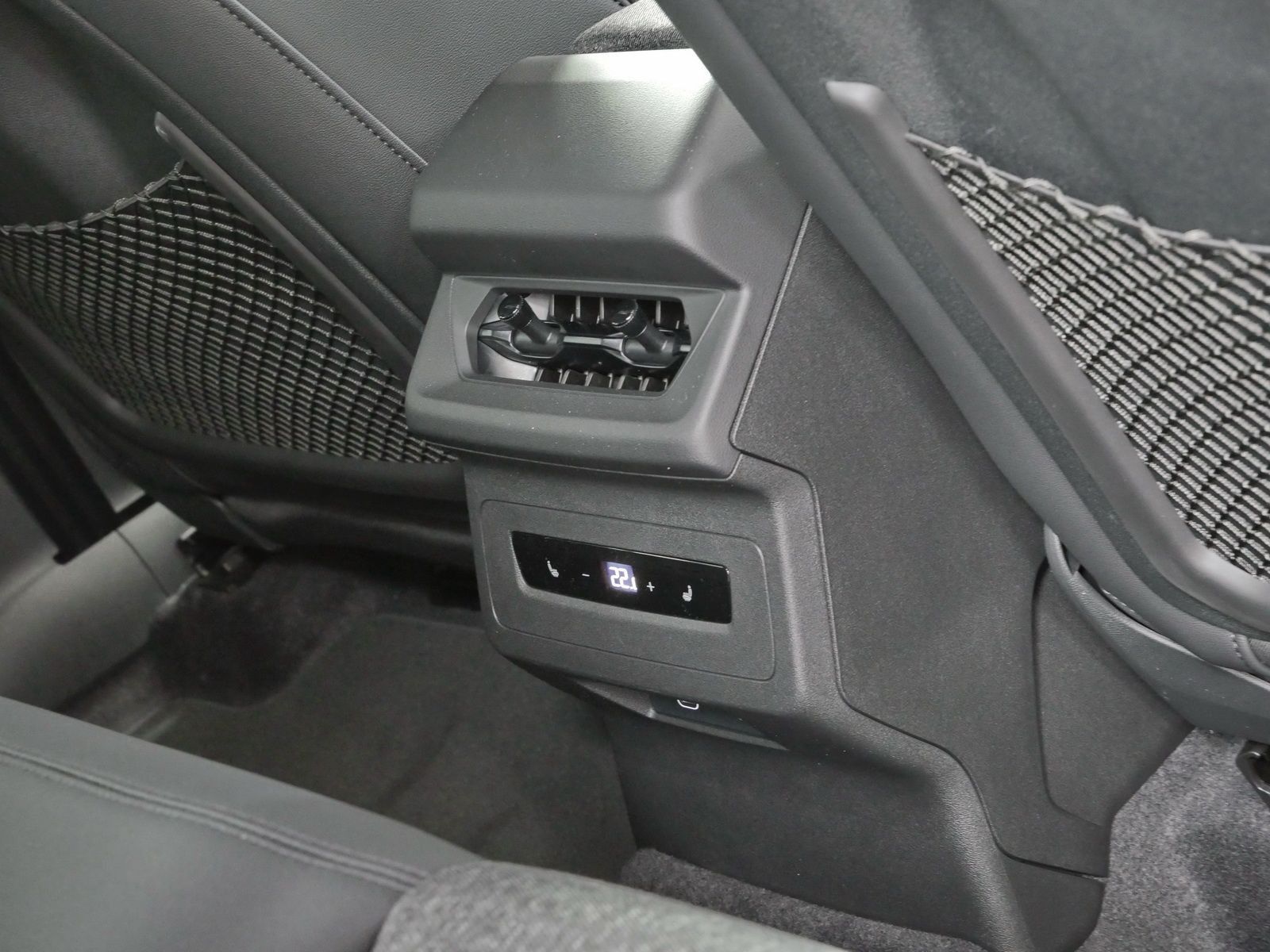 Audi Q6 e-tron - Bild 17