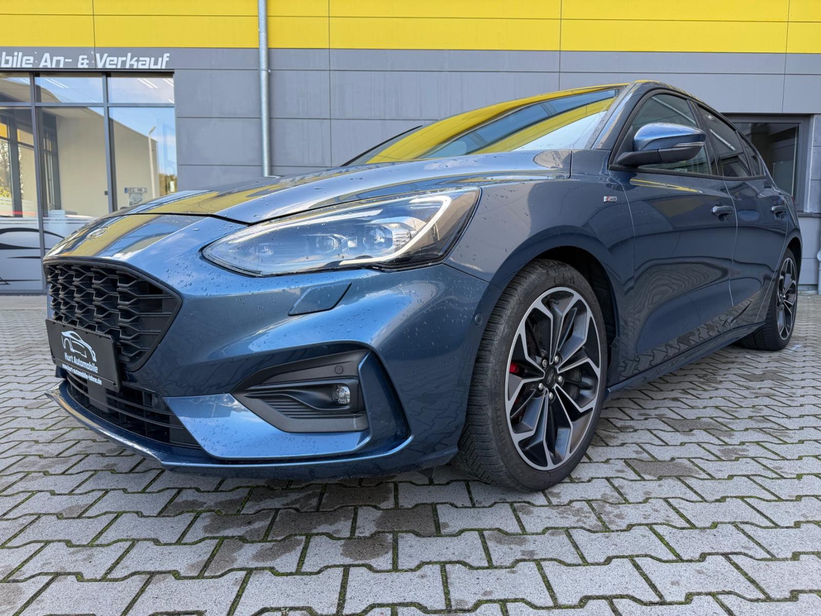 Ford Focus  ST-Line/SPORTPAKET/AHK/ACC/PANORAMA