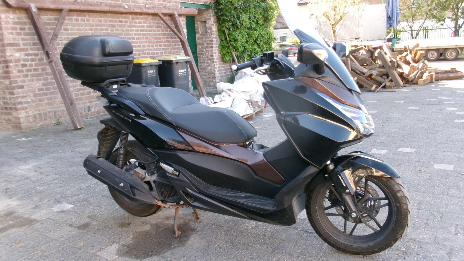 Honda Forza 125 ABS NSS125AD *1. Hd.*