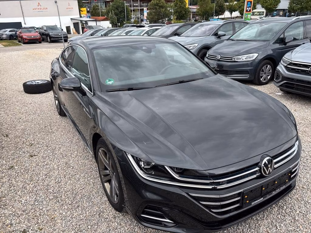 Volkswagen Arteon R-Line 2.0 TSI/IQ.LIGHT/STANDH/HARMAN/SHZ