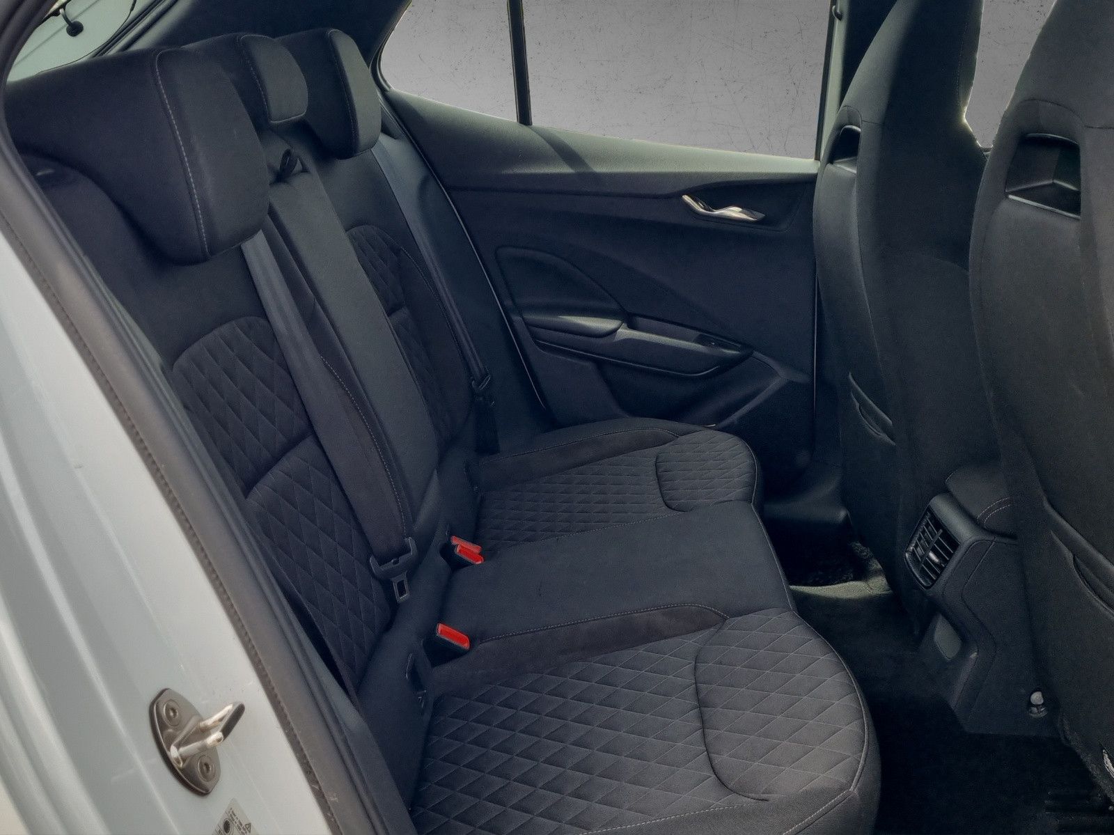 Fahrzeugabbildung SKODA Fabia Style 1,5 TSI DSG Navi ACC PDC