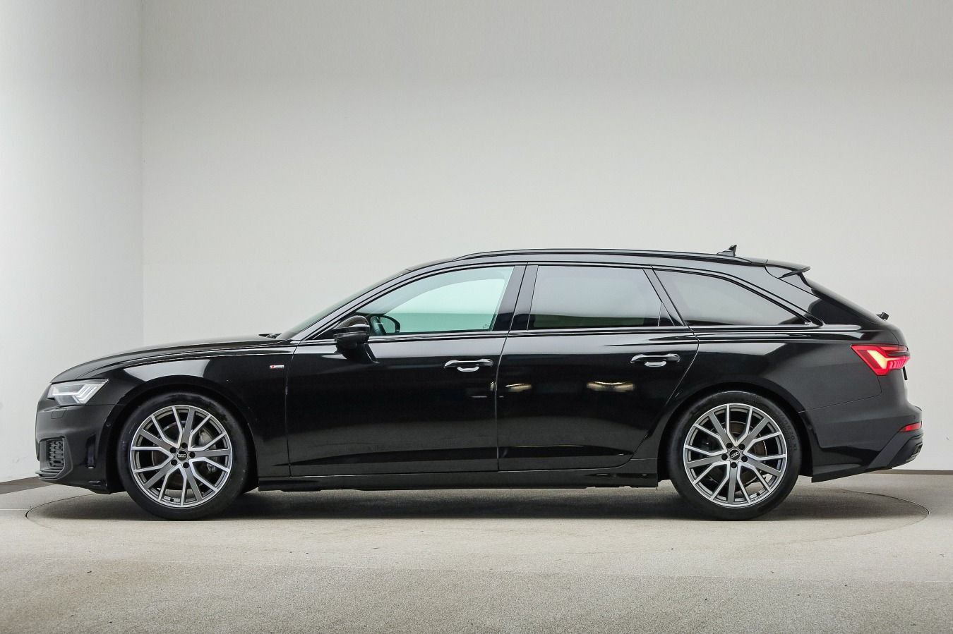 Audi A6 Avant 2 x S line 45 TDI qu. AHK*HUD*B&O*Matri foto 3
