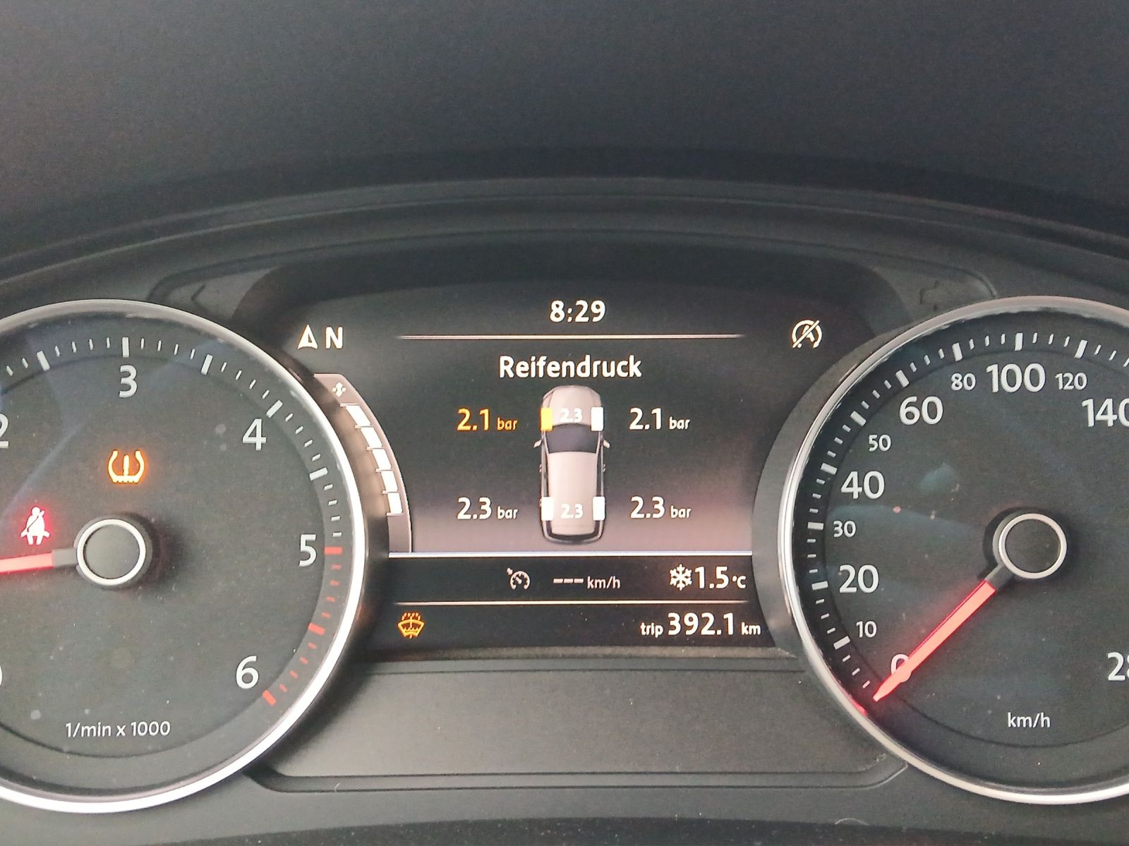 Fahrzeugabbildung Volkswagen Touareg TDI Terrain-Tech R-Line 4M Xenon AHK Nav
