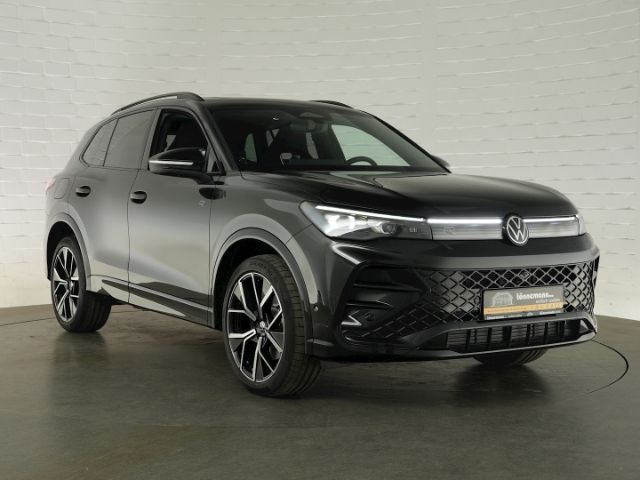 Tiguan R-LINE TSI DSG 4MOTION+AHK+MATRIX LED+NAV