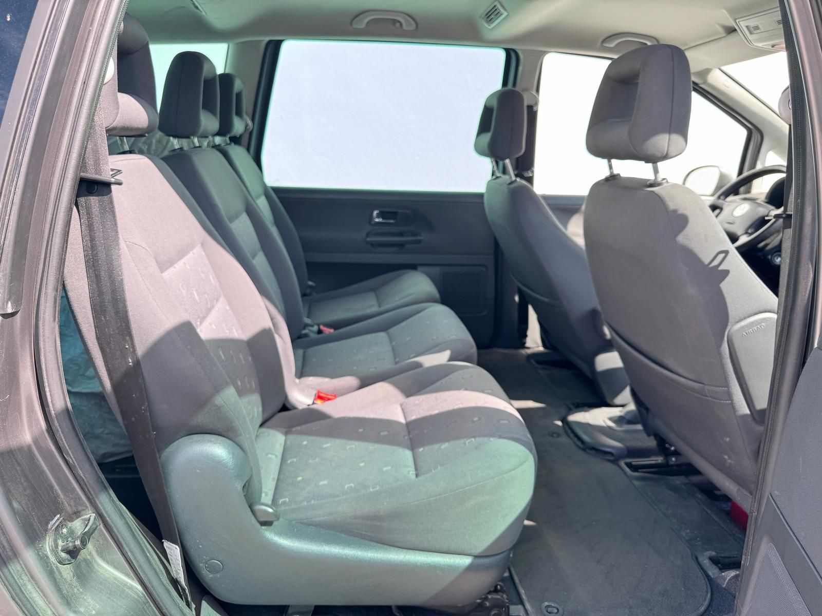 Fahrzeugabbildung Volkswagen SHARAN 1.9 TDI TRENDLINE/8xBEREIFUNG