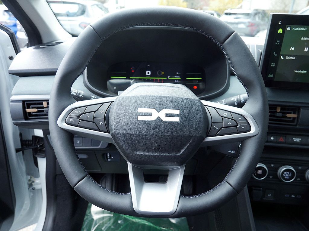 Fahrzeugabbildung Dacia Sandero Stepway Extreme TCe 110 NAVI LED 360°