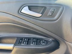Fahrzeugabbildung Ford Kuga Titanium
