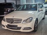 Mercedes-Benz C 180 C -Klasse T-Modell   CGI BlueEfficiency - Mercedes-Benz C-Klasse aus 2011: T Modell