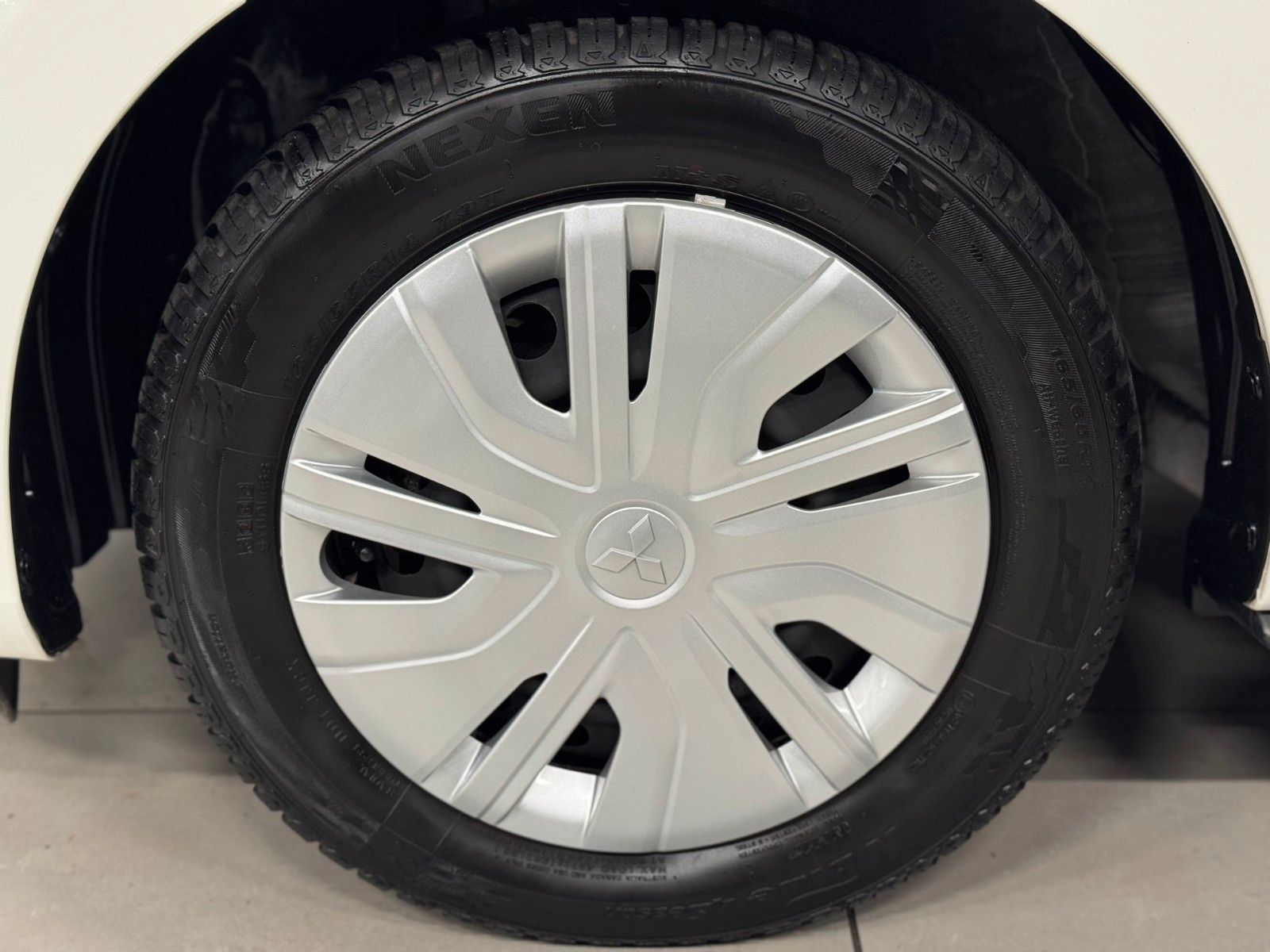 Fahrzeugabbildung Mitsubishi Space Star 1,2 Select Klima DAB+