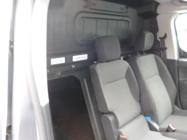 Combo Cargo L1H1 1,5Diesel, Navi,Standheizung