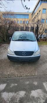 Opel Mercedes Vito - Opel Astra: Van