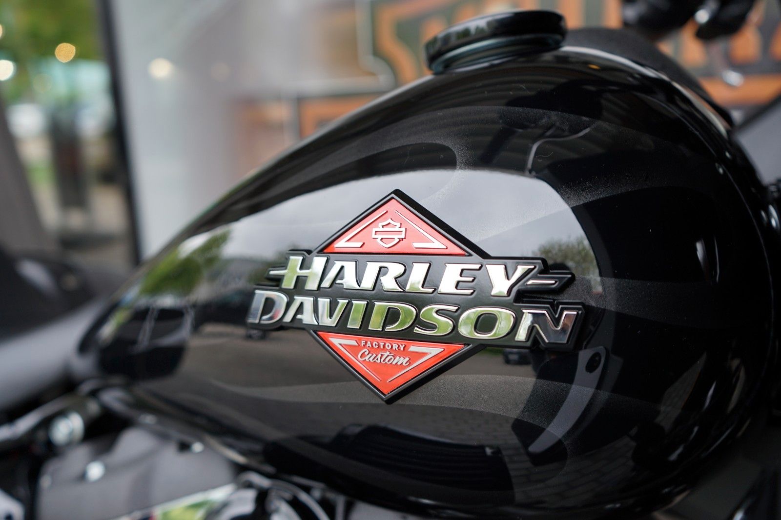 Fahrzeugabbildung Harley-Davidson Low Rider ST FXLRS 2025 117cui High Output Motor