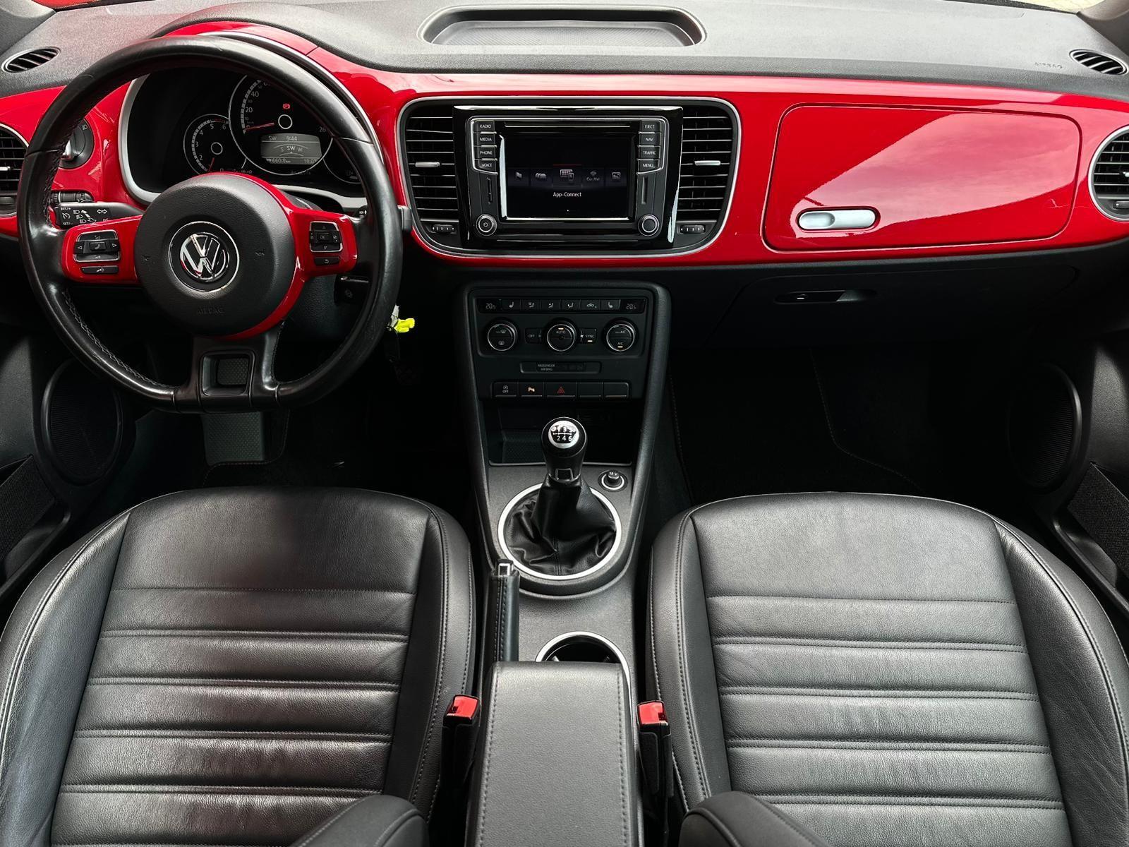 Volkswagen Coccinelle Cabriolet 2.0 TDI R-Line – Cuir – Navigation - Xenon