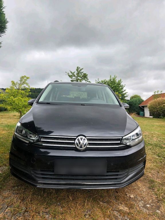 Image of Volkswagen Touran