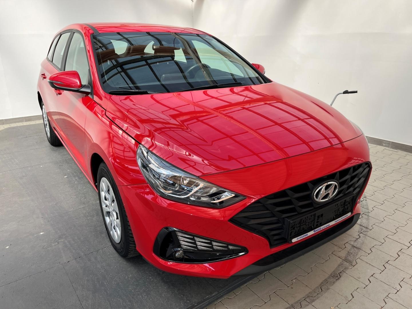 Hyundai i30 Select Mild-Hybrid FL Kombi (MJ22) 1.0 Benzi