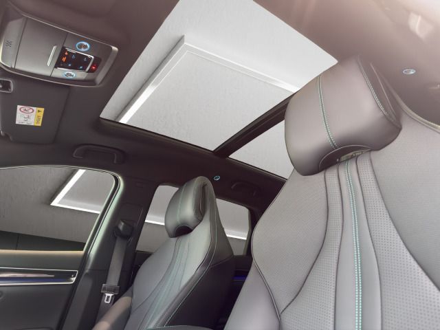 BYD SEAL U