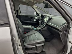 Fahrzeugabbildung Grand Scenic IV BOSE Edition dCi 160 EDC