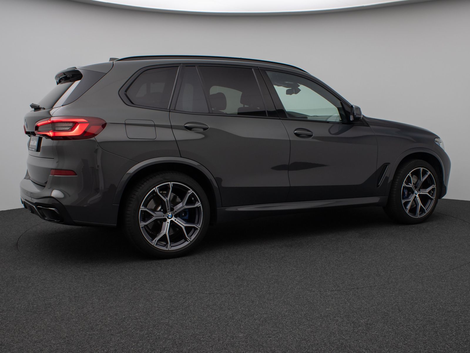 Fahrzeugabbildung BMW X5 xD40d M Sport 360°Panorama Laser HUD B&W AHK