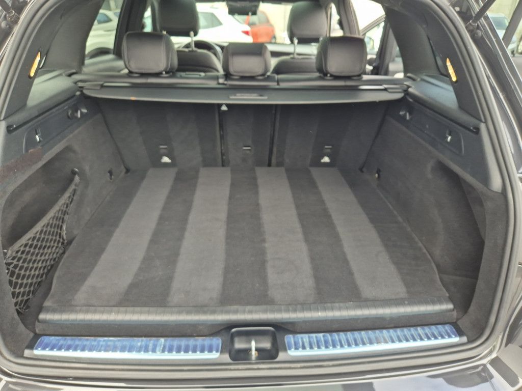 Fahrzeugabbildung Mercedes-Benz GLC 300 de AMG Line 4Matic