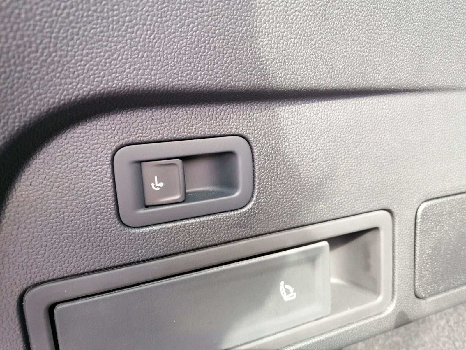 Tiguan Allspace 1.5 TSI DSG Life PANO+7-SITZER+A