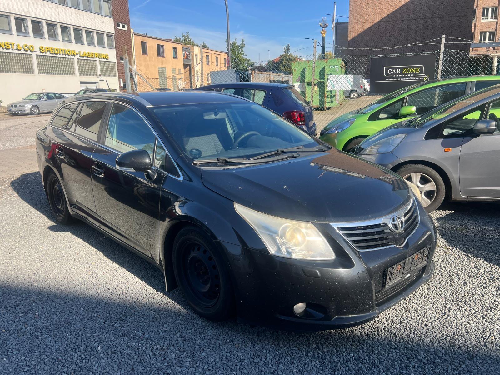 Toyota Avensis 2011 — engine 1.998 cm³, 126 HP (93kW)