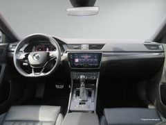 SKODA Superb Combi 2.0 TDI Sportline 4x4 Nav Pan Sthzg SKODA Superb Combi 2.0 TDI Sportline 4x4 Nav Pan Sthzg