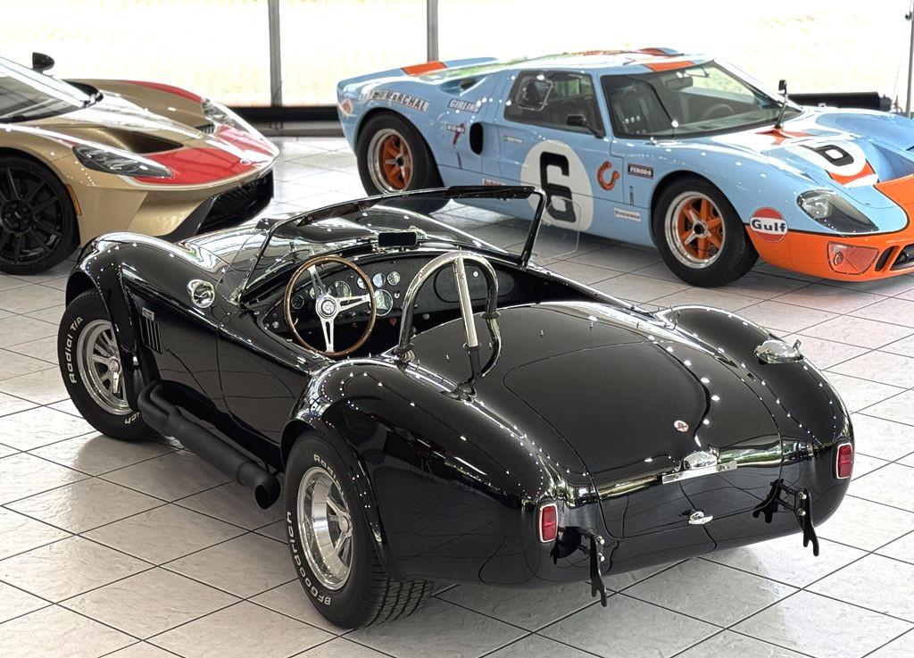 Cobra 427 Shelby Cobra by Superformance 7.0 V8  551 PS