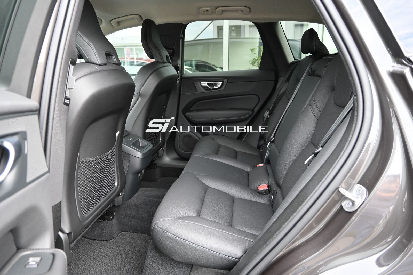 Fahrzeugabbildung Volvo XC60 B4 D Plus Dark °ACC°STANDHEIZ°360°KAM°HARM°