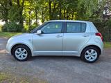 Suzuki Swift Lim 1.HAND --- TÜV NEU --- SITZHEIZUNG --- - Suzuki Swift Gebrauchtwagen in Berlin
