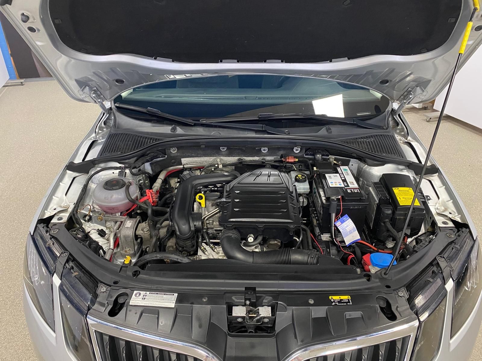 Fahrzeugabbildung SKODA Octavia 1.0 TSI Clever APP+KLIMA+PDC+SITZHEIZ+An