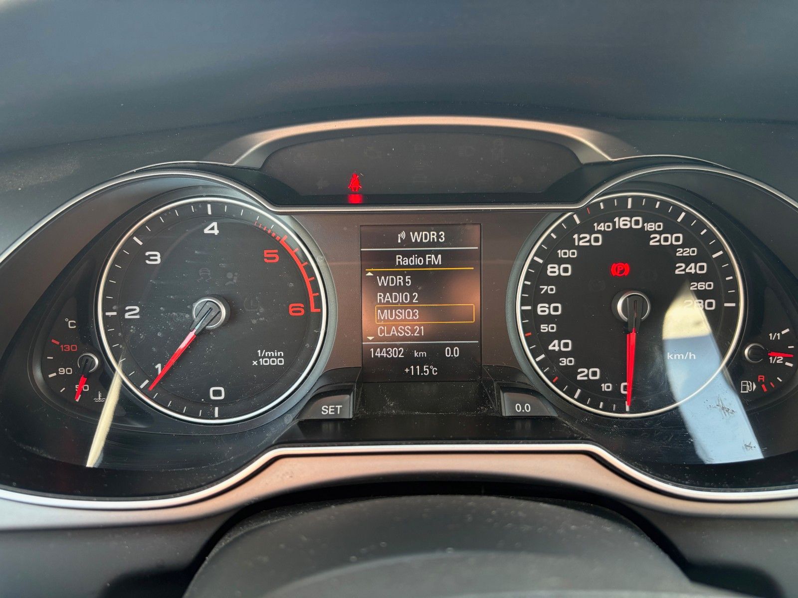 Fahrzeugabbildung Audi A4 3.0TDI Lim. Ambiente Navi Xenon SCHECKHEFT