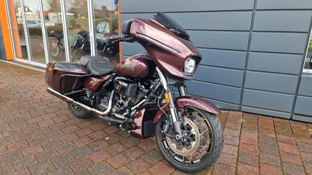 Harley-Davidson FLHXSE Street Glide CVO 