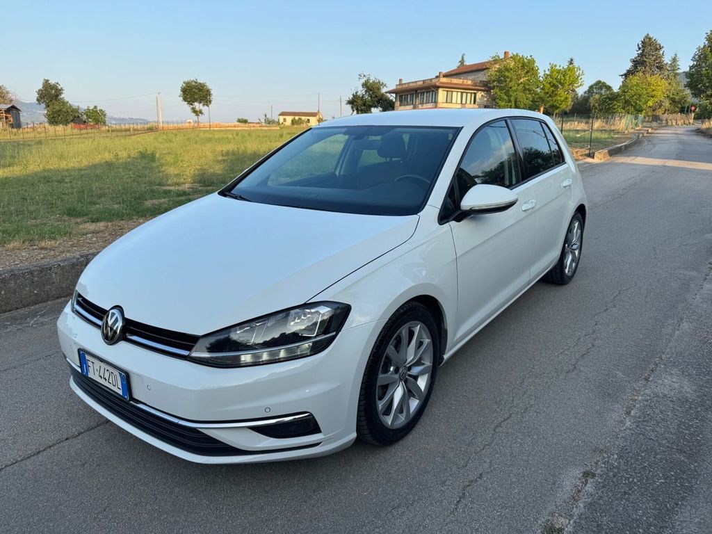 Image of Volkswagen Golf