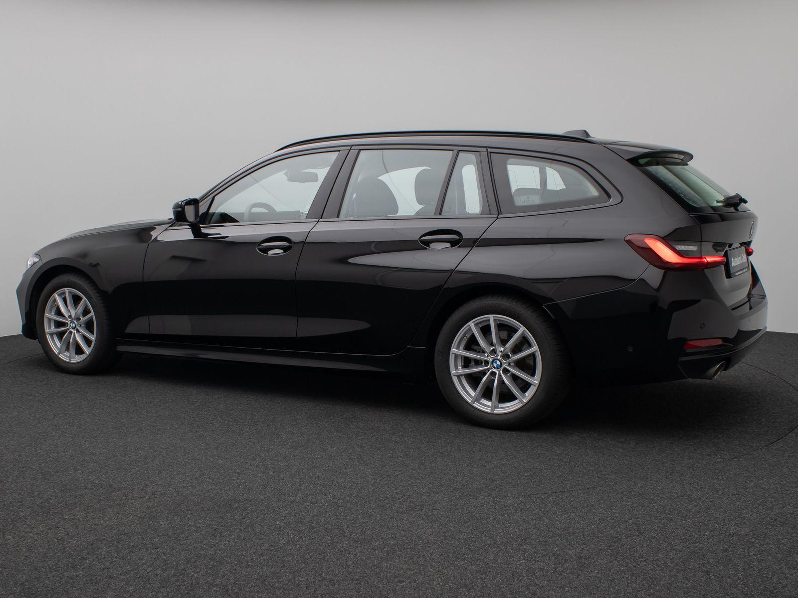 Fahrzeugabbildung BMW 318i Kamera DAB HiFi Widscreen DrivAssist Alarm