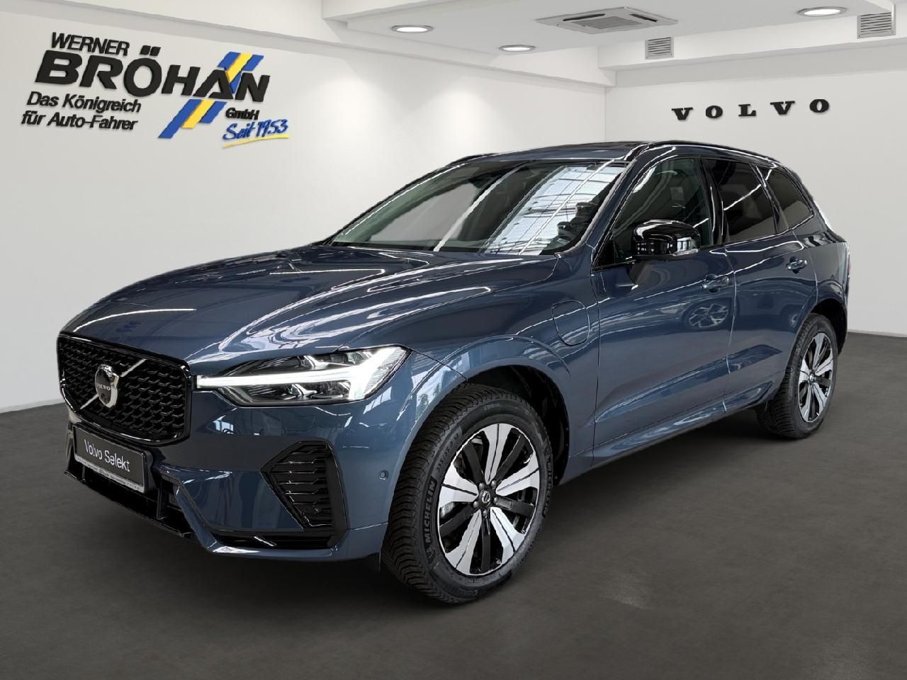 Fahrzeugabbildung Volvo XC60 Plus Dark Recharge Plug-In Hybrid AWD