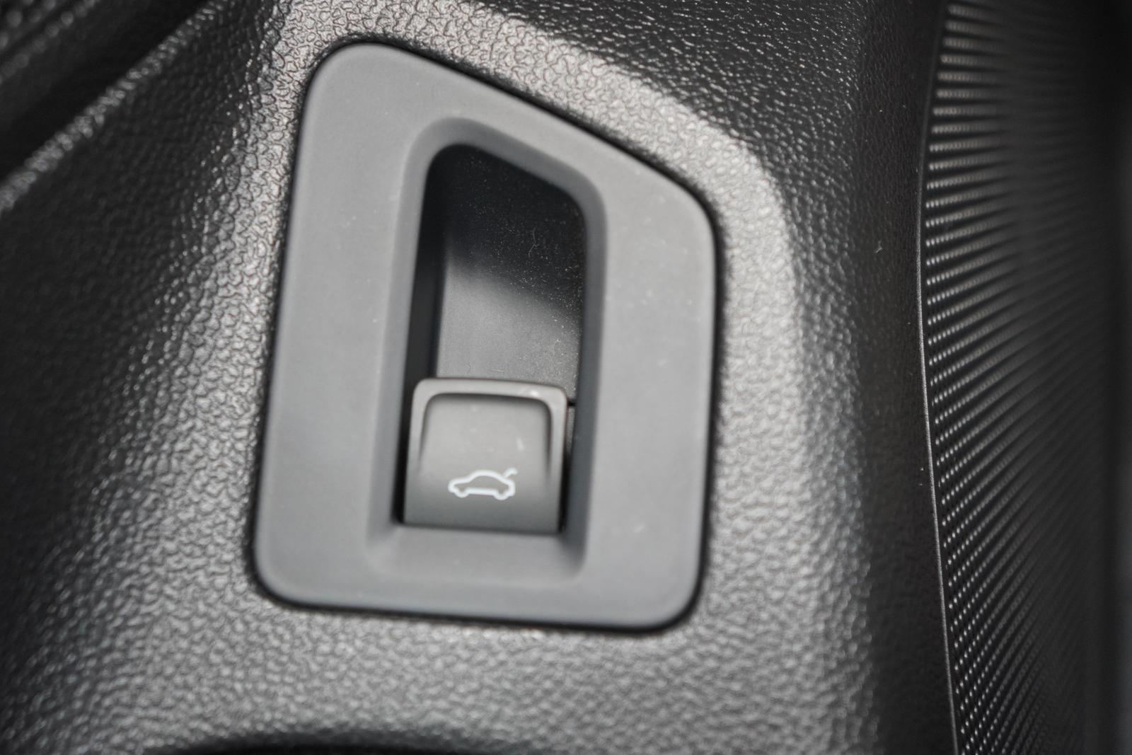 Volkswagen Passat Variant 1.4 TSI Comfortline ACC Kamera