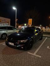 BMW 328i Luxury Line Luxury Line-DEUTSCHES FAHRZEUG - blaue BMW 328