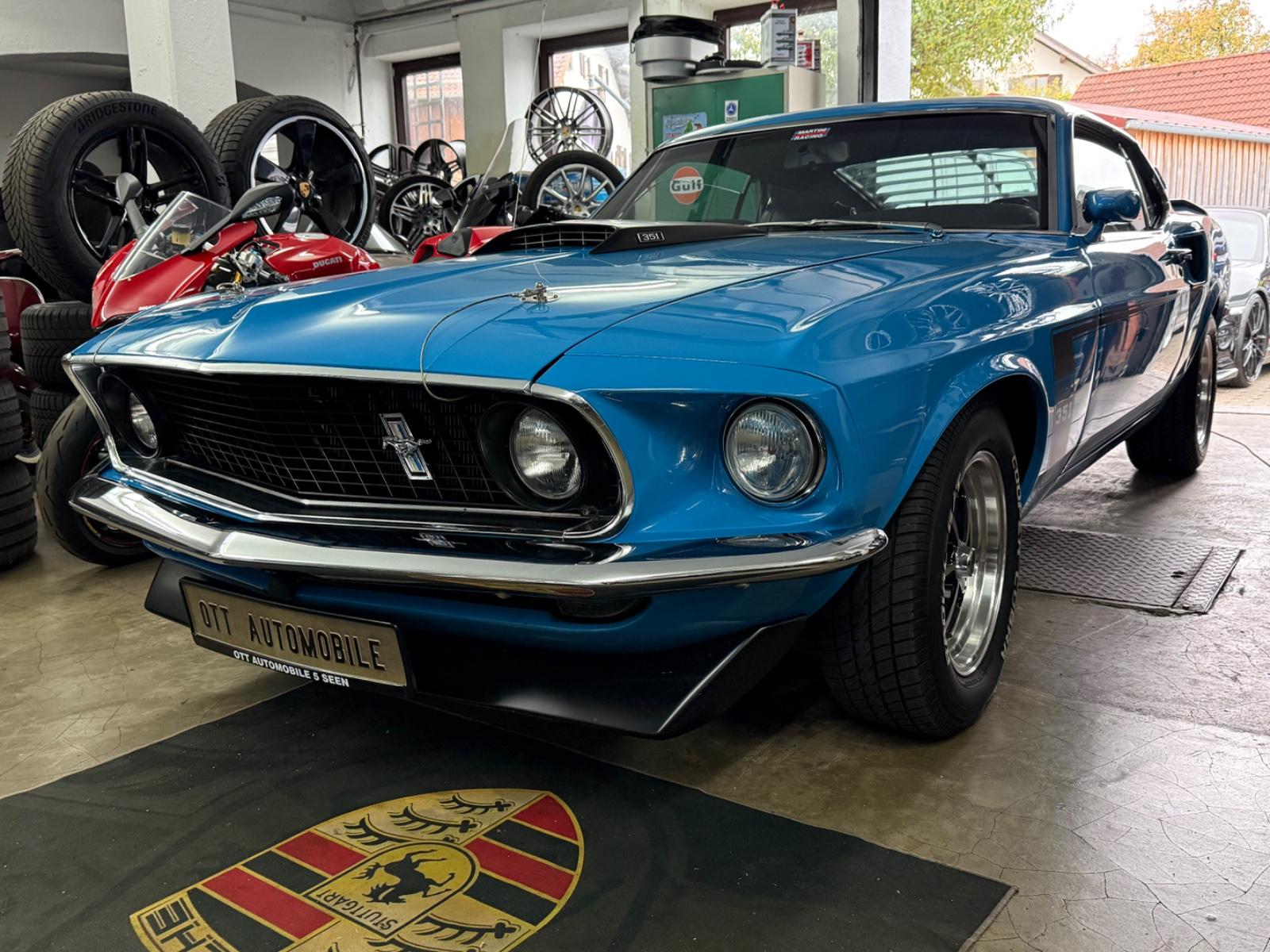 Ford Mustang