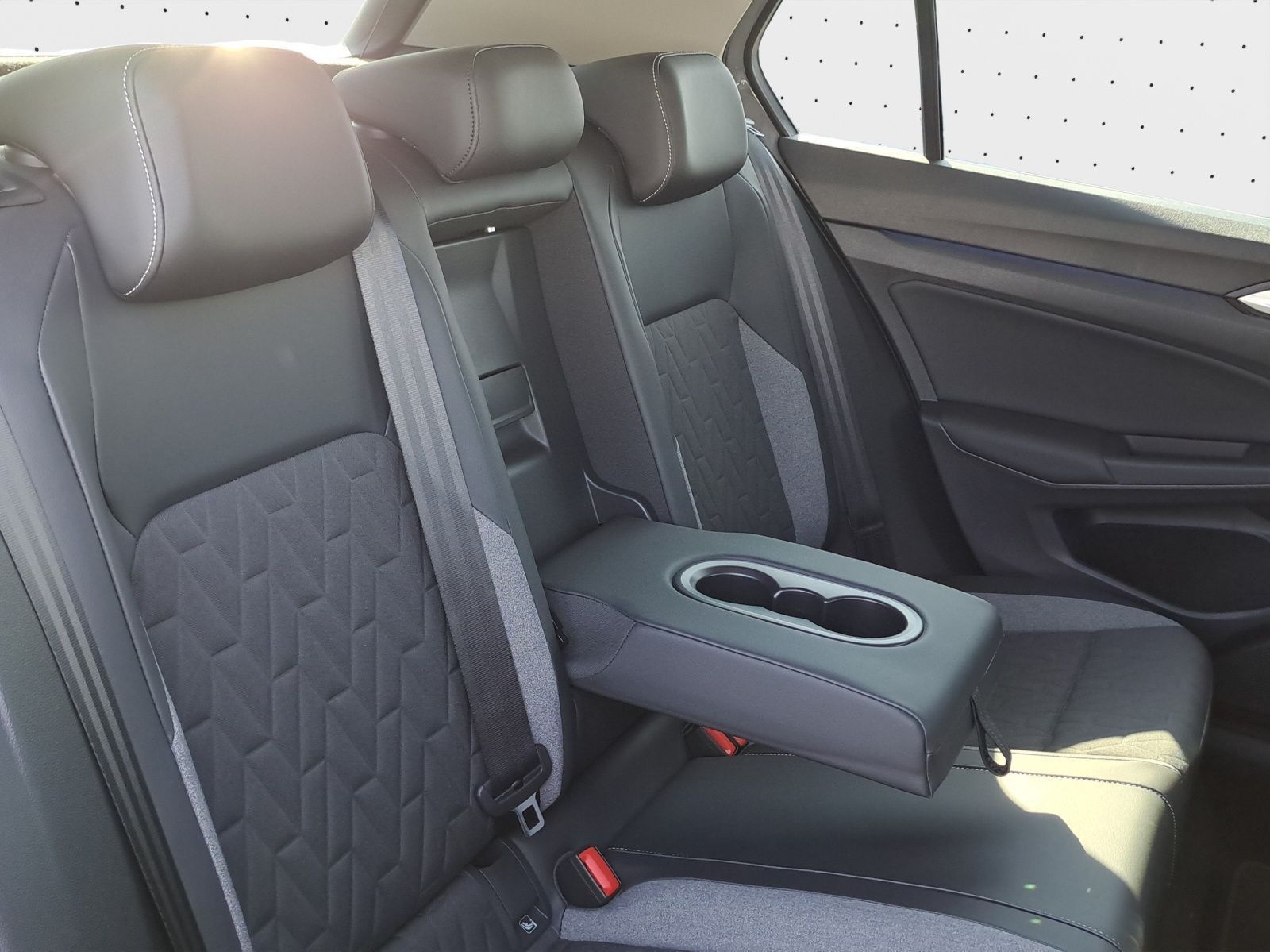 Volkswagen Golf - Bild 18
