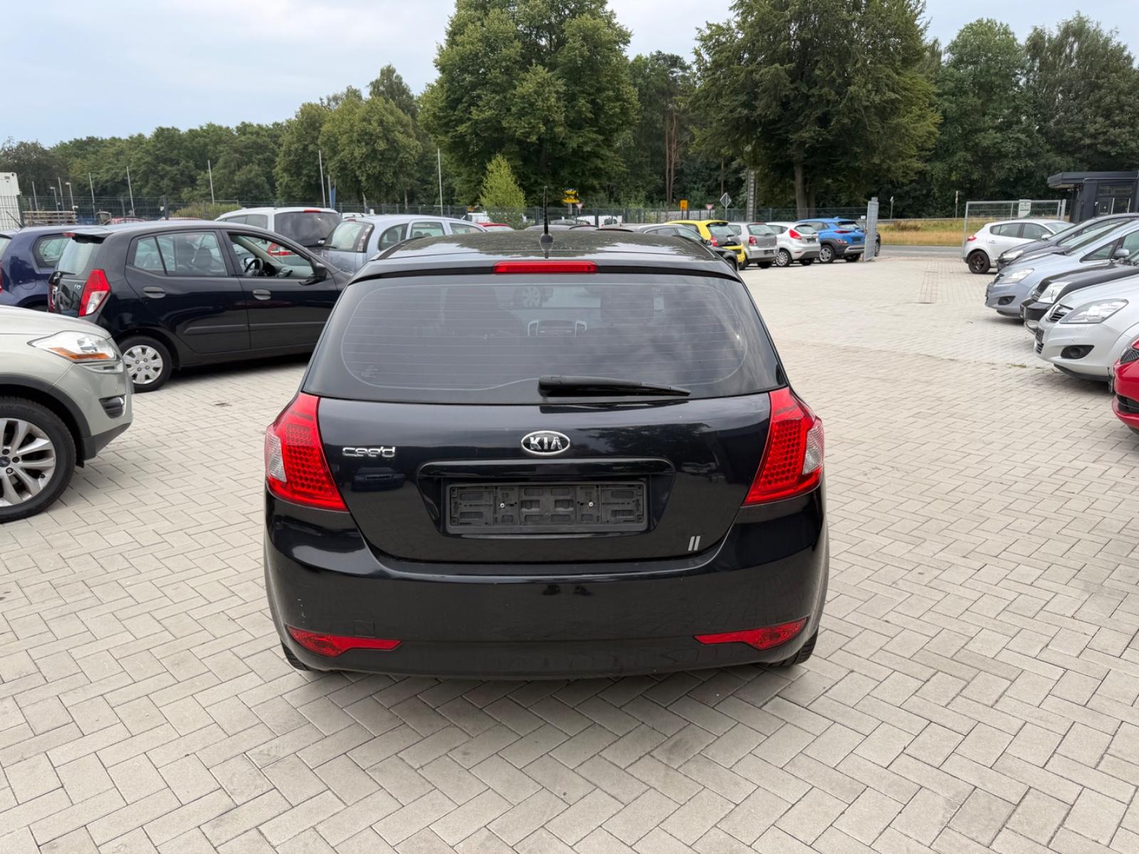 Kia ANDERE Ceed Vision 1.4