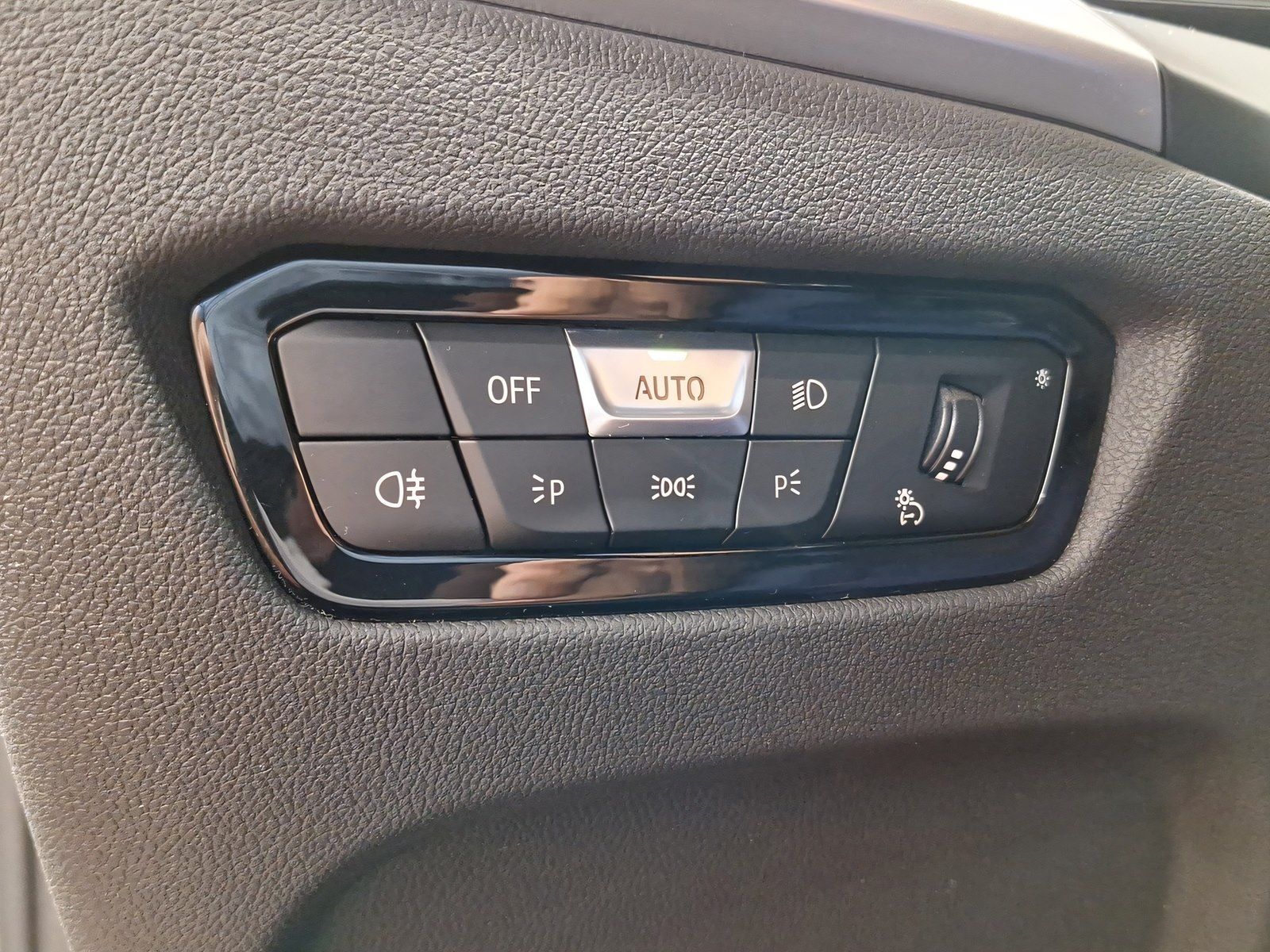 BMW 220 - Bild 19